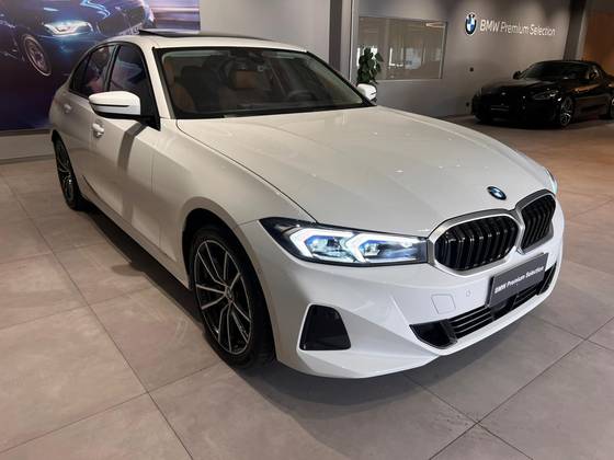 BMW 320i 2.0 16V TURBO FLEX SPORT GP AUTOMÁTICO BMW 320i 2.0 16V TURBO FLEX SPORT GP AUTOMÁTICO